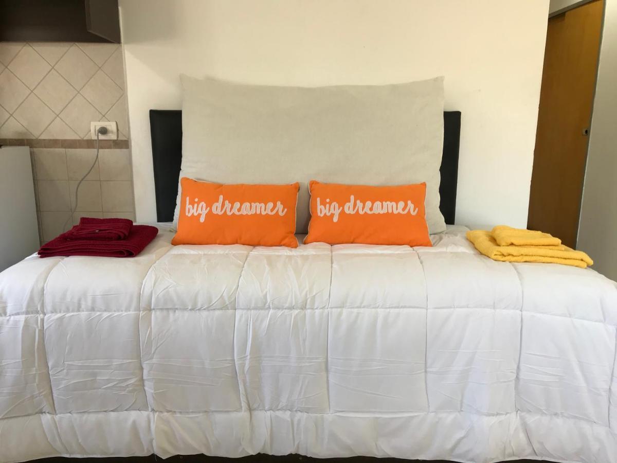 Apartment Cares Apartament, Moron, Buenos Aires *