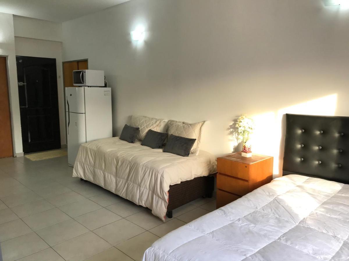 Cares Apartament, Moron, Buenos Aires *