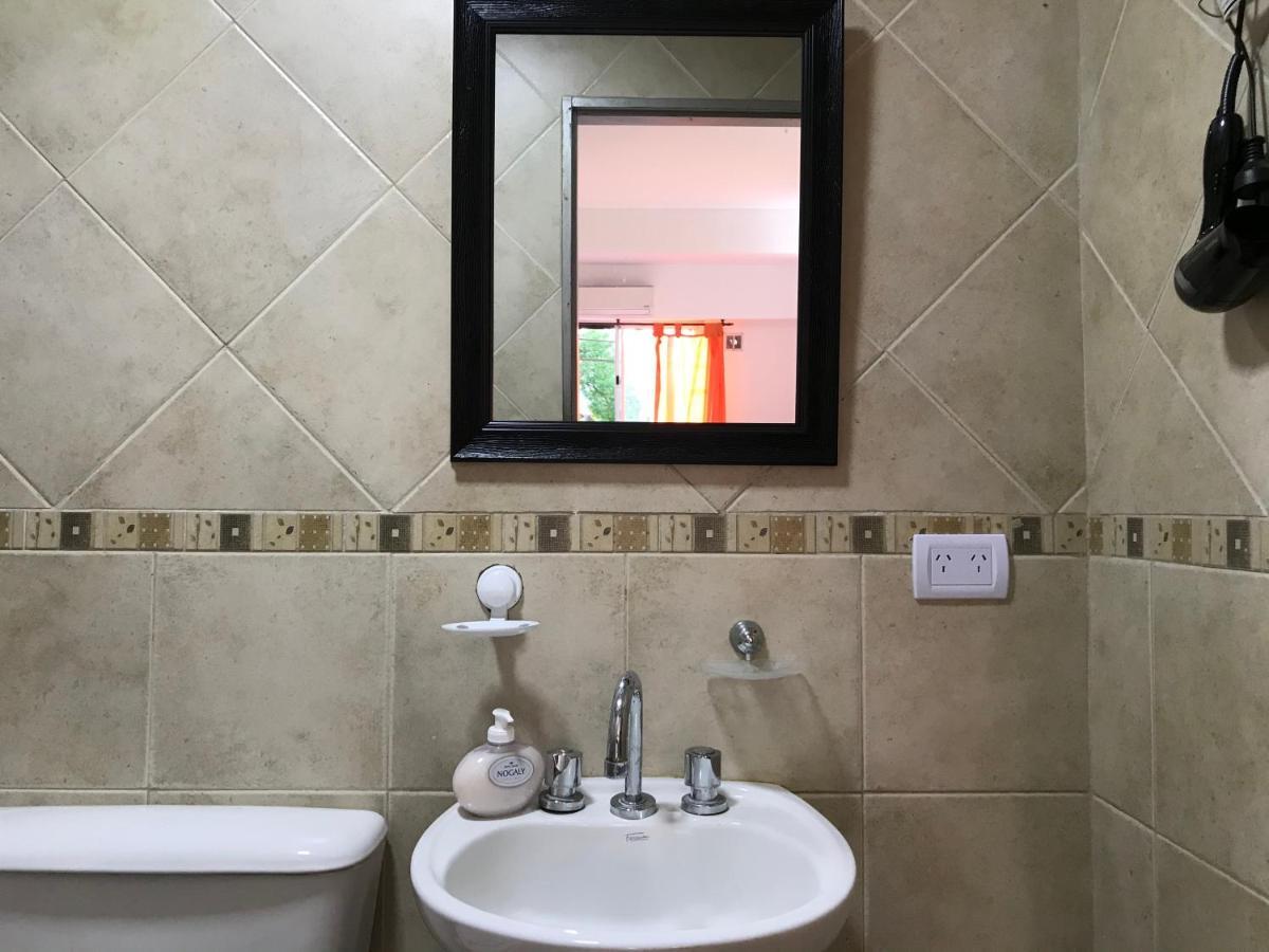 Cares Apartament, Moron, Buenos Aires Apartment *