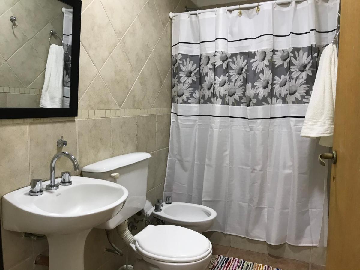 Cares Apartament, Moron, Buenos Aires Apartment