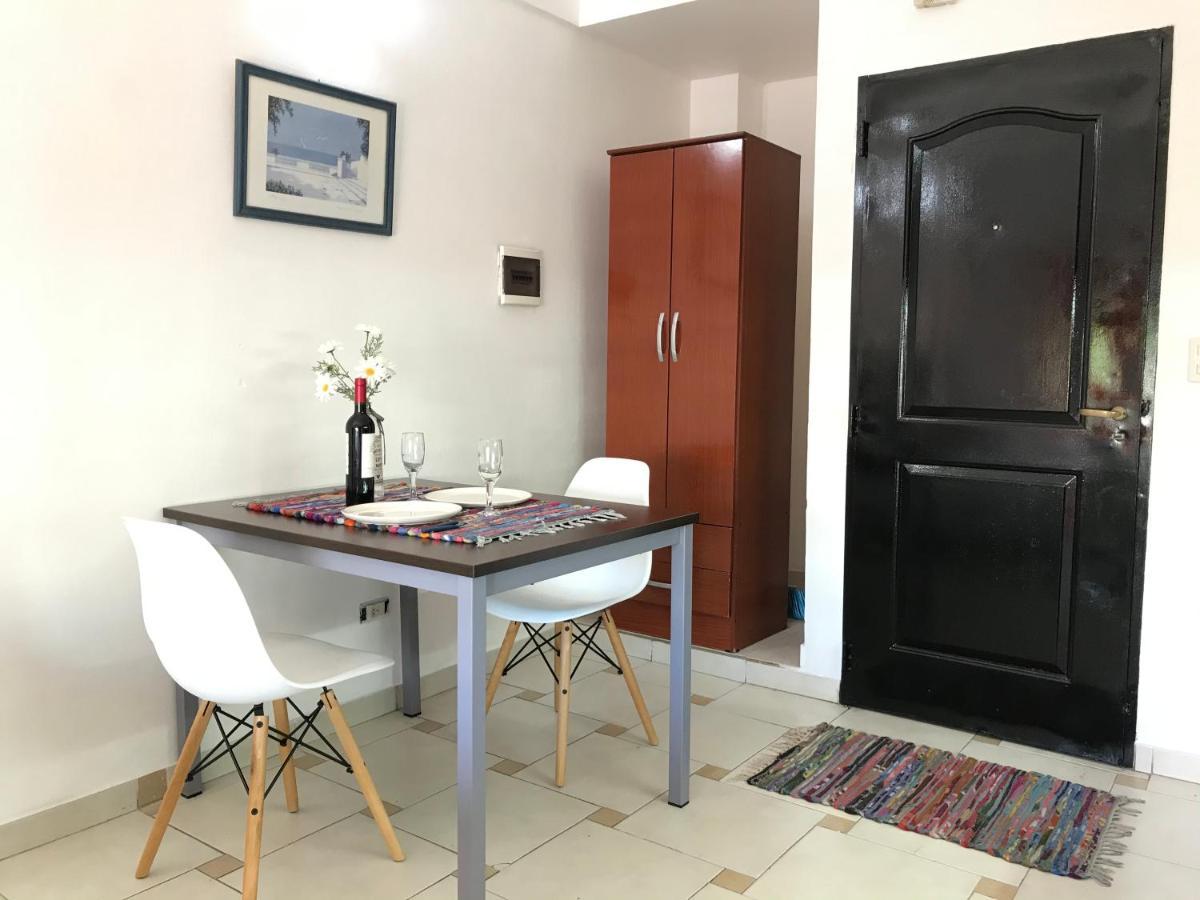 Cares Apartament, Moron, Buenos Aires Apartment *