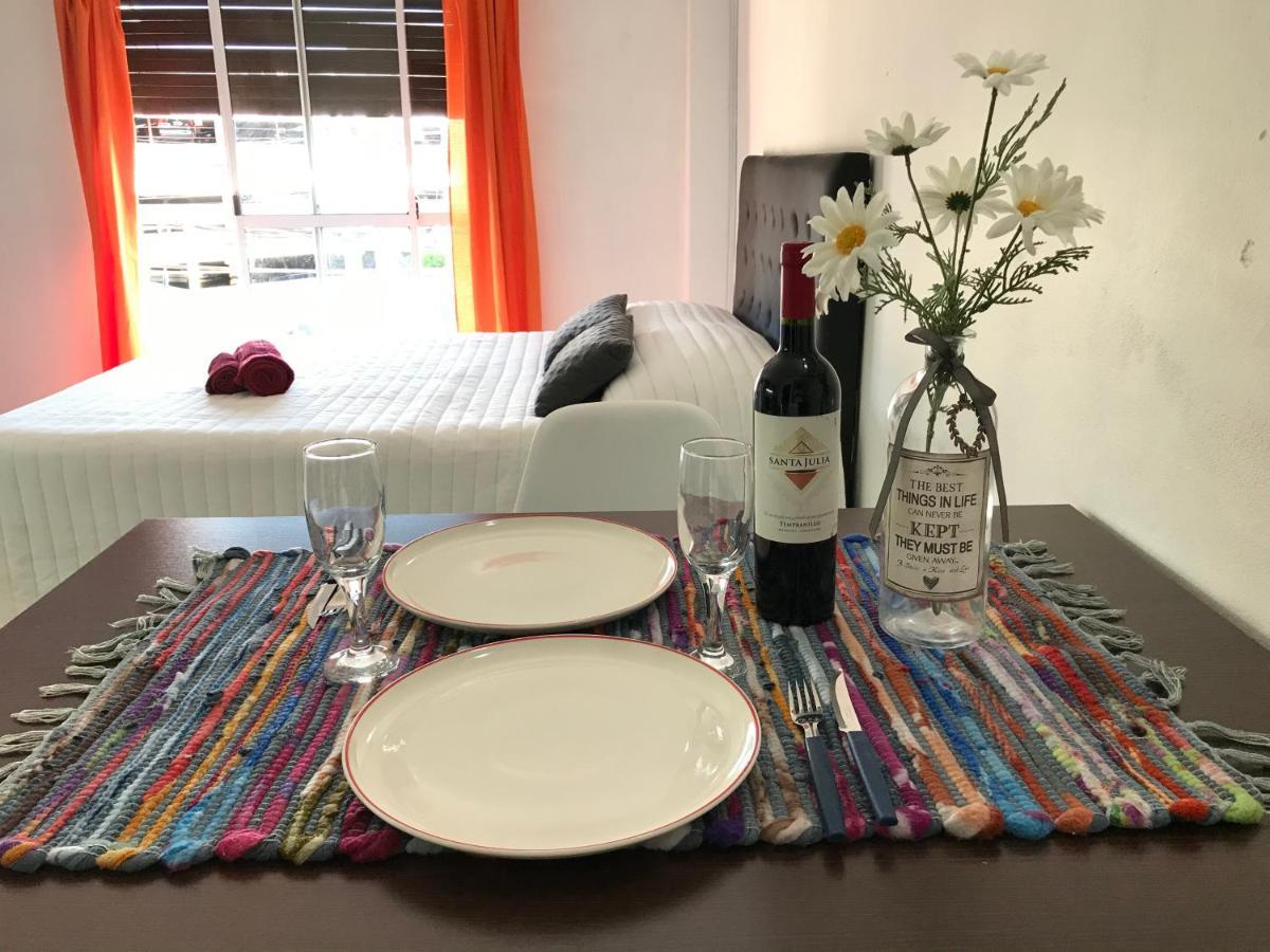 Cares Apartament, Moron, Buenos Aires